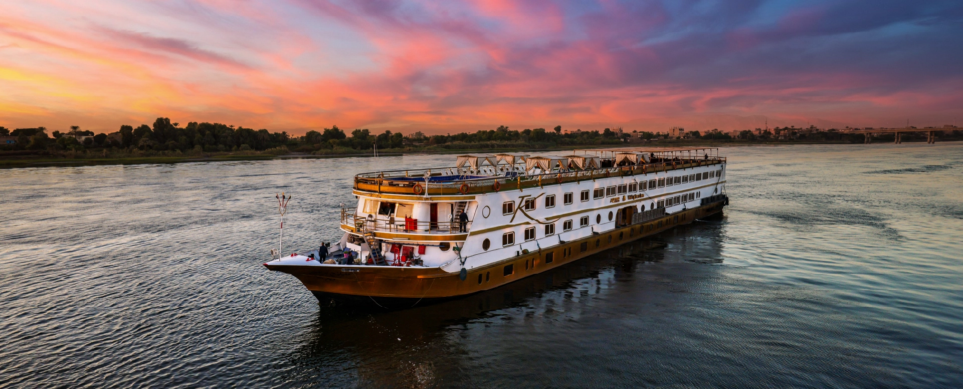 Karma Karnak, Luxor Banner